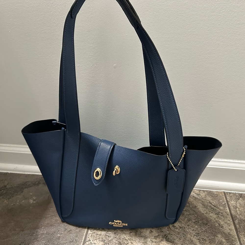 Coach Turnlock Leather Tote
